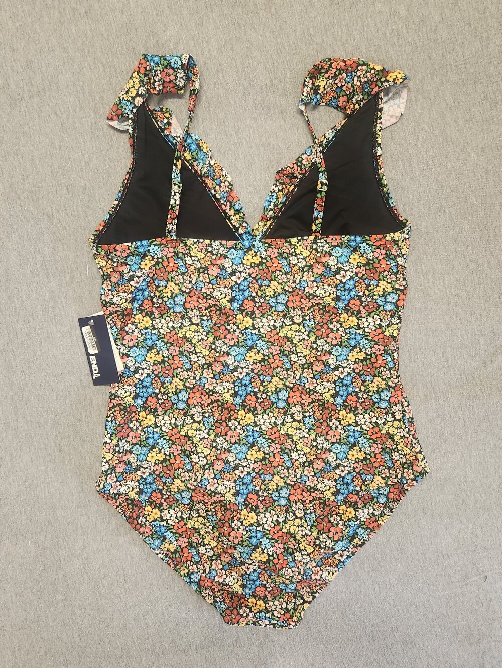 Lands’ End Women’s Floral Print Full‑Coverage Ruffle One‑Piece Swimsuit – Multi - Picture 2 of 2